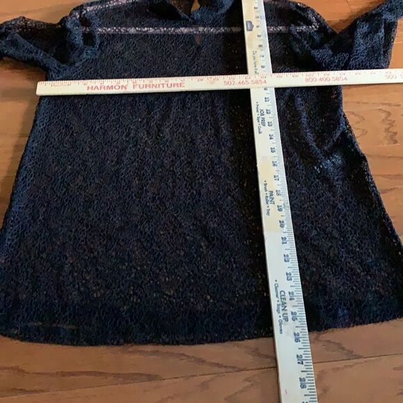 Mark fully lace long sleeve top in Large.  NWOT - Picture 7 of 10